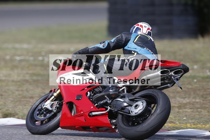 /37 09.08.2026  Pluess Motosport ADR/Einsteiger/178